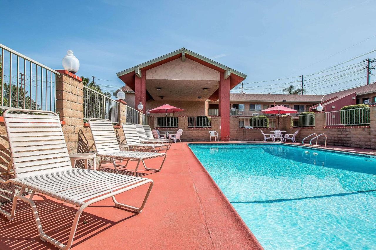 Econo Lodge Anaheim North 外观 照片